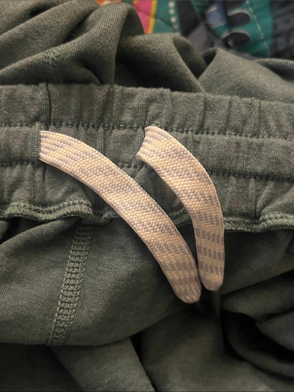 Vuori Halo Lightweight Joggers - Picture 7 of 8